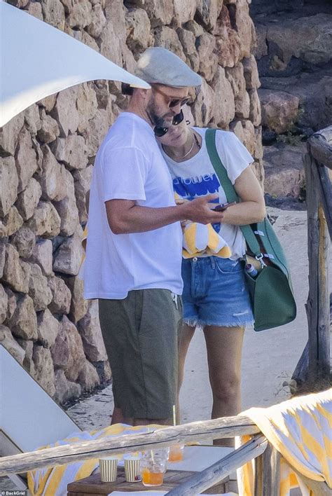 jessica biel bikini|Jessica Biel drops jaws in bikini as she packs on the PDA with husband.